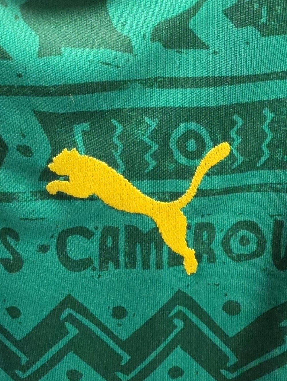 Puma Green & Yellow Cameroon Football Shirt with Red Trim #9 - Picture 3 of 13